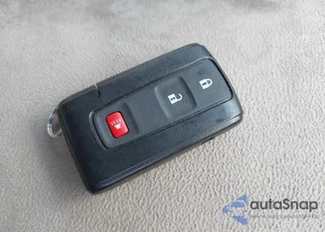 2005 Toyota Prius from USA, damaged, VIN JTDKB20U453120441